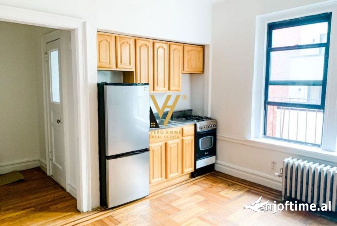 Ambient biznesi me qera 3+1 ne Tirane - 40,000 Leke