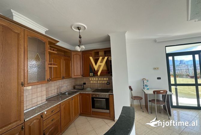 Ambient biznesi me qera 3+1 ne Tirane - 800 Euro