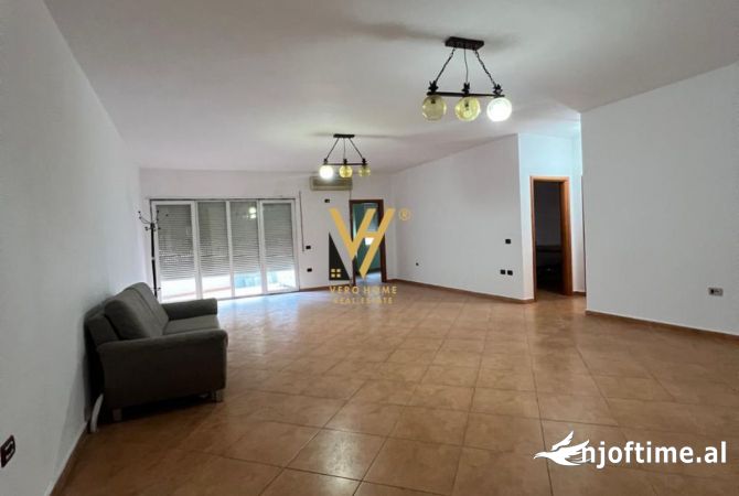 Shtepi ne shitje 3+1 ne Tirane - 250,000 Euro