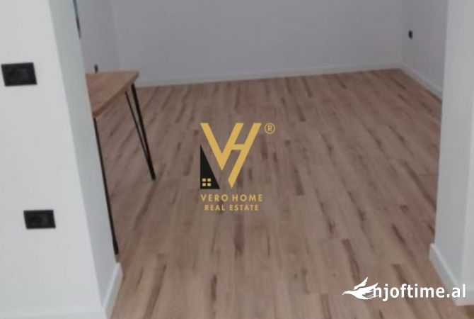 Ambient biznesi me qera 1+1 ne Tirane - 400 Euro