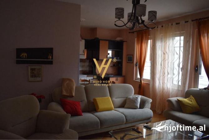 Shtepi me qera 2+1 ne Tirane - 600 Euro
