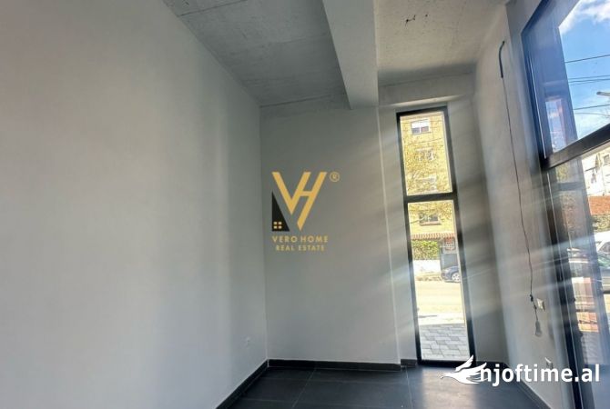 Ambient biznesi me qera 1+1 ne Tirane - 1,200 Euro