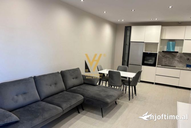 Shtepi me qera 1+1 ne Tirane - 42,000 Leke