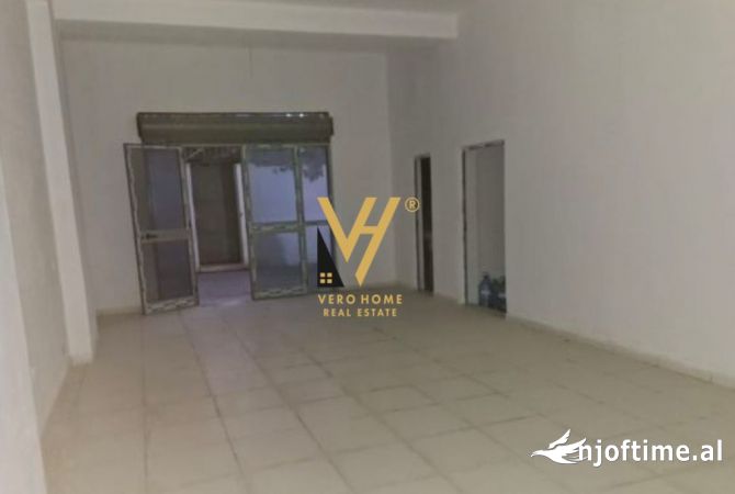 Ambient biznesi me qera 1+1 ne Tirane - 700 Euro
