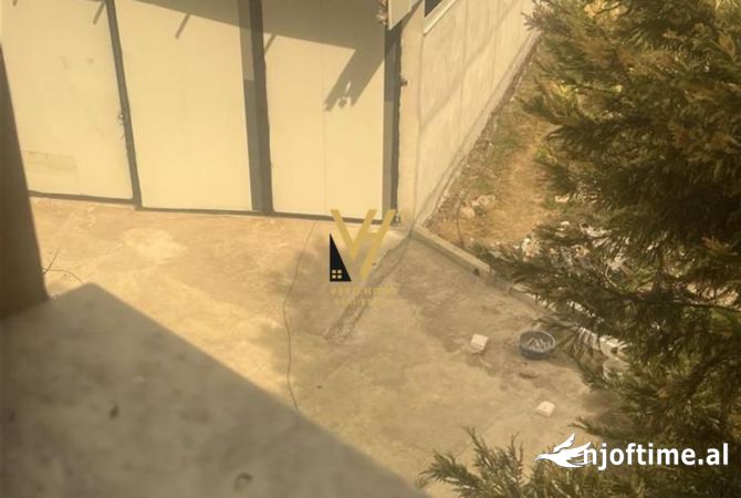 Ambient biznesi me qera 4+1 ne Tirane - 2,000 Euro