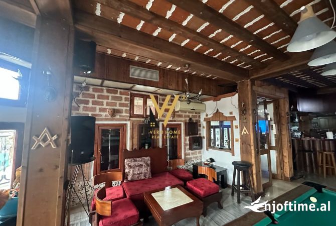 Ambient biznesi me qera 5+1 ne Tirane - 6,000 Euro