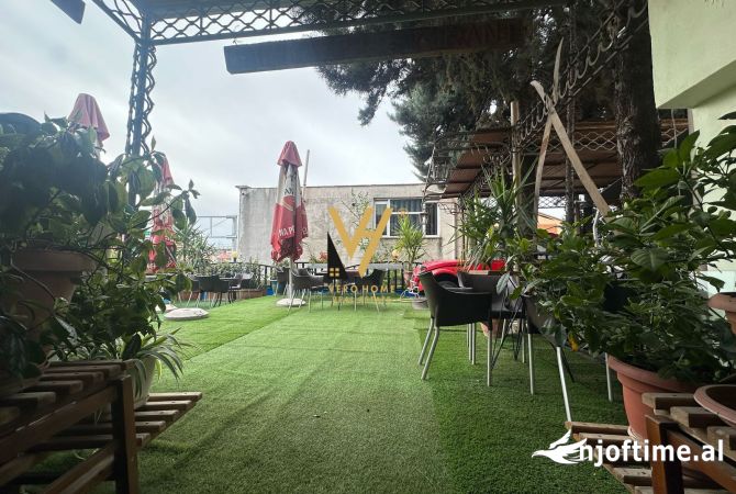 JEPET GODINE KATER KATESHE ME QERA TE RRETHRROTULLIMI I SHKOZES 6.000 EURO