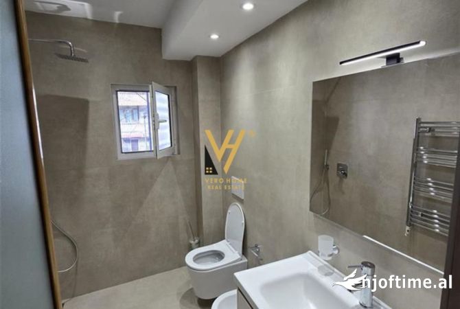 Shtepi me qera Apartament ne Tirane, 1+1, Mobilimi E mobiluar, Pagesa 700  Euro.