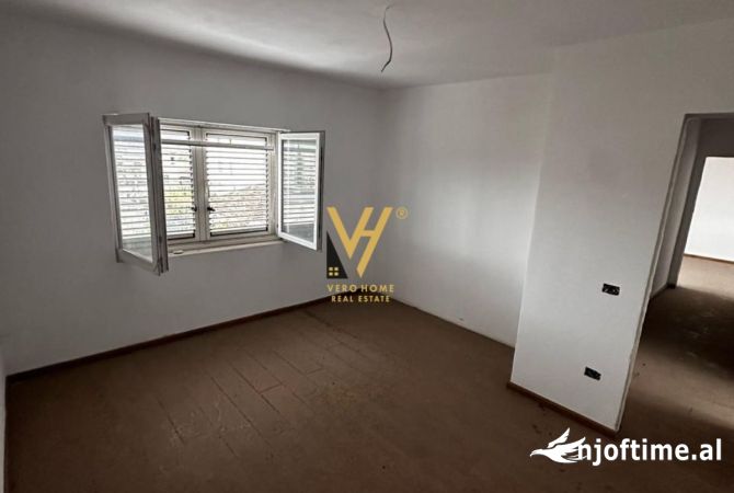 Shtepi ne shitje 1+1 ne Tirane - 51,500 Euro