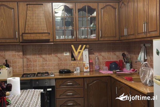Shtepi me qera 1+1 ne Tirane - 450 Euro