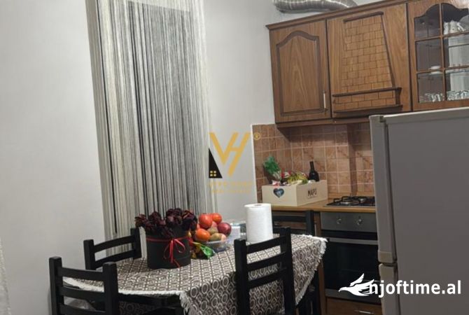 Shtepi me qera 1+1 ne Tirane - 450 Euro