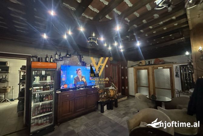 Ambiente Commerciale in Affitto 2+1 a Tirana - 3,000 Euro