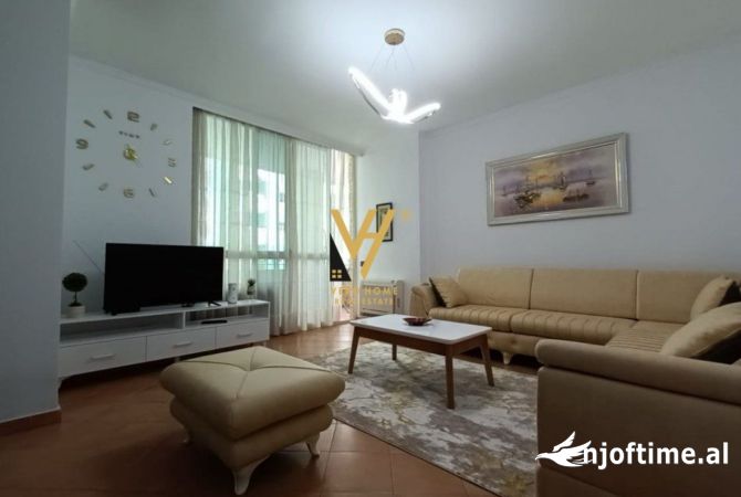 Shtepi me qera 3+1 ne Tirane - 700 Euro