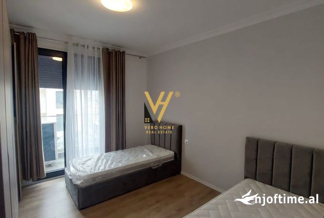 Shtepi me qera Apartament ne Tirane, 2+1, Mobilimi E mobiluar, Pagesa 1,000  Euro.