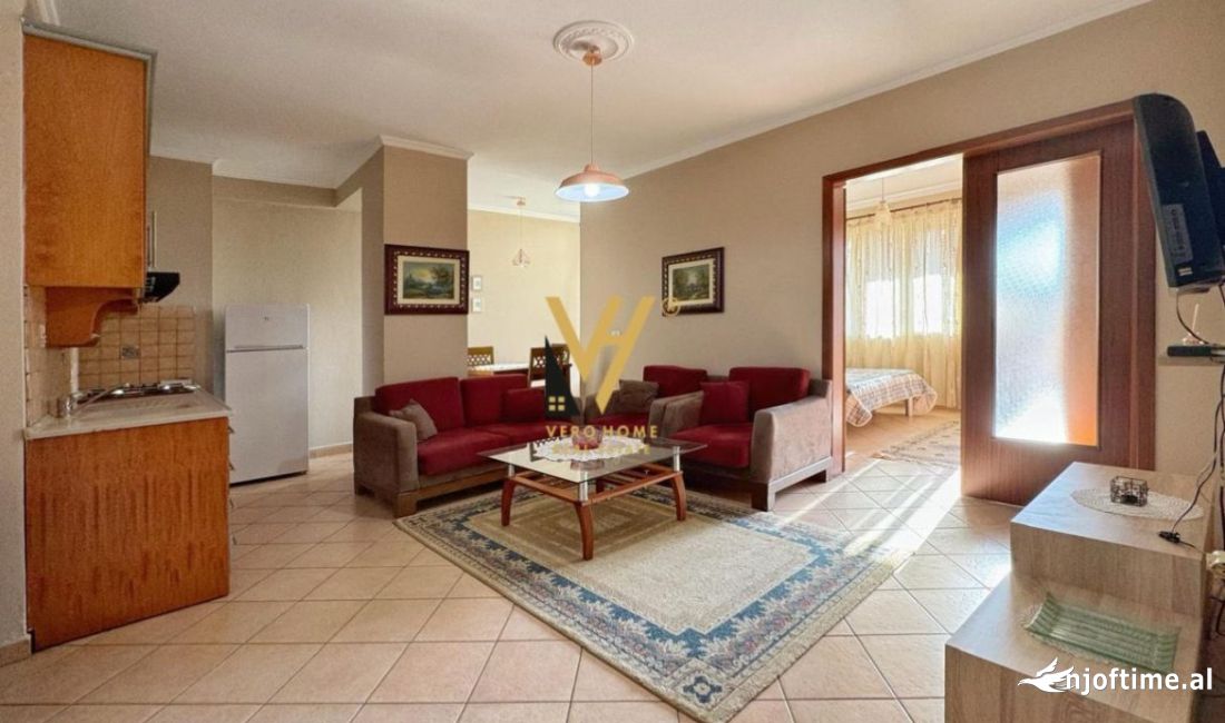 Shtepi me qera Apartament ne Tirane, 1+1, Mobilimi E mobiluar, Pagesa 600  Euro.