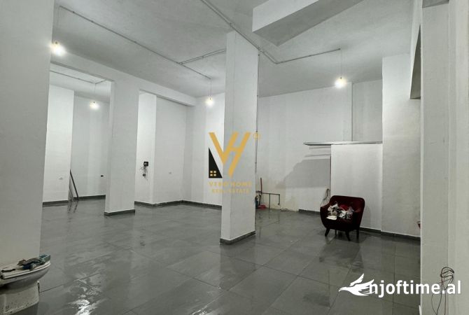 Ambient biznesi me qera 1+1 ne Tirane - 900 Euro