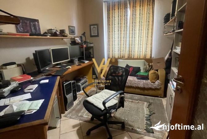 Shtepi ne shitje 2+1 ne Tirane - 250,000 Euro