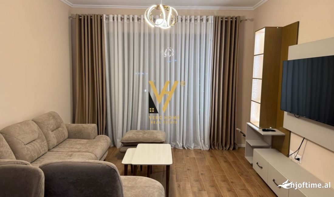 Shtepi me qera Apartament ne Tirane, 2+1, Mobilimi E mobiluar, Pagesa 700  Euro.