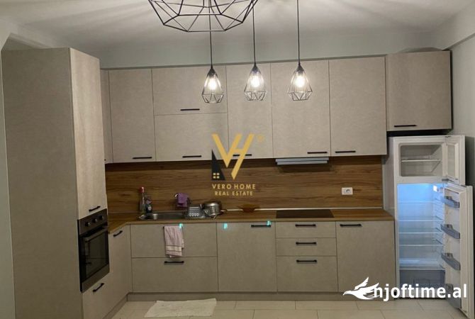Shtepi me qera 2+1 ne Tirane - 600 Euro