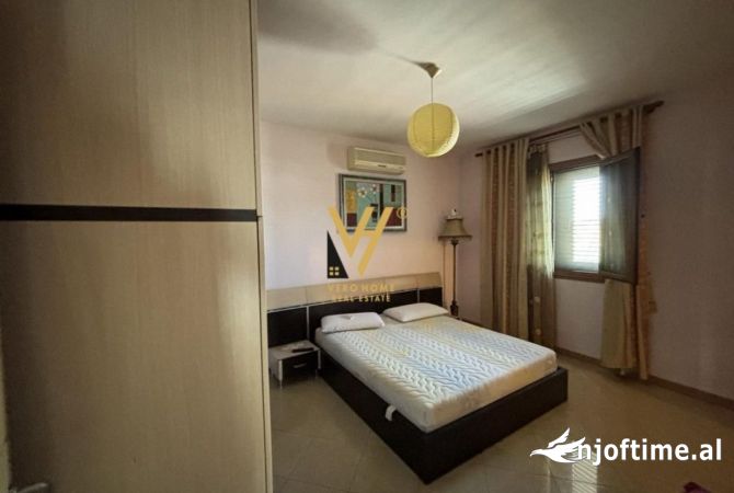 Shtepi ne shitje Shtepi Private ne Tirane, 4+1, Mobilimi E mobiluar, Pagesa 480,000  Euro.