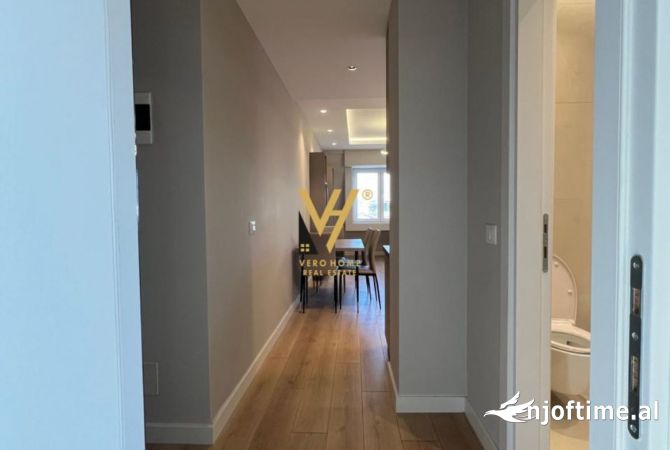 Shtepi me qera Apartament ne Tirane, 1+1, Mobilimi E mobiluar, Pagesa 800  Euro.