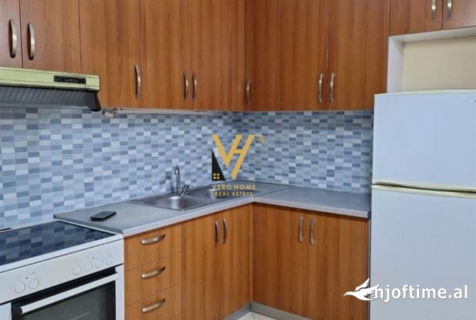 Shtepi me qera 1+1 ne Tirane - 450 Euro