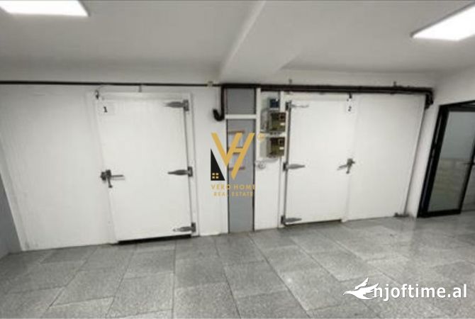 Ambient biznesi me qera 6+1 ne Tirane - 750 Euro