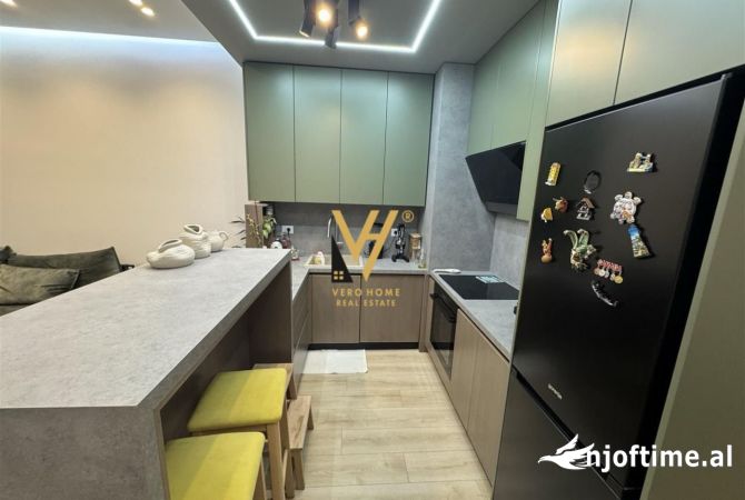 Shtepi ne shitje Apartament ne Tirane, 2+1, Mobilimi E mobiluar, Pagesa 168,000  Euro.