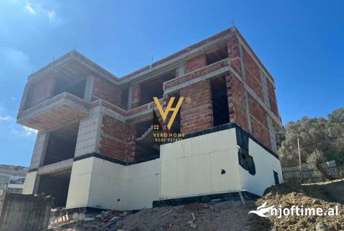Shtepi ne shitje 7+1 ne Tirane - 830,000 Euro