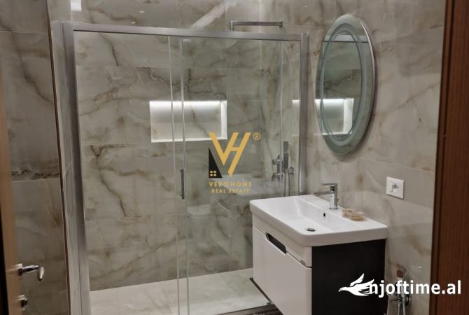 Shtepi me qera Apartament ne Tirane, 2+1, Mobilimi E mobiluar, Pagesa 1,000  Euro.