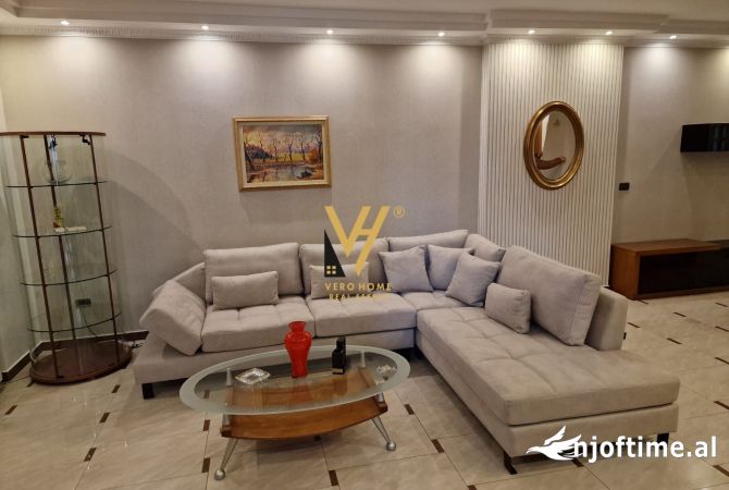 Shtepi me qera 2+1 ne Tirane - 1,000 Euro