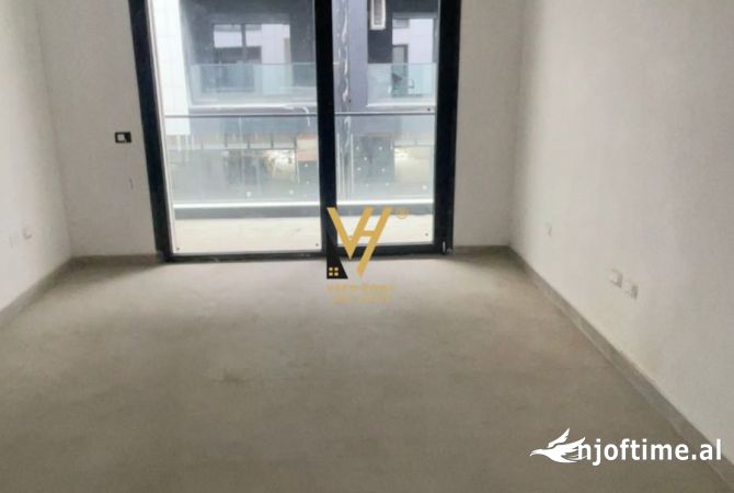 Ambient biznesi me qera 3+1 ne Tirane - 500 Euro