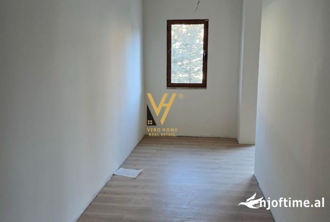 Shtepi ne shitje 1+1 ne Tirane - 113,000 Euro