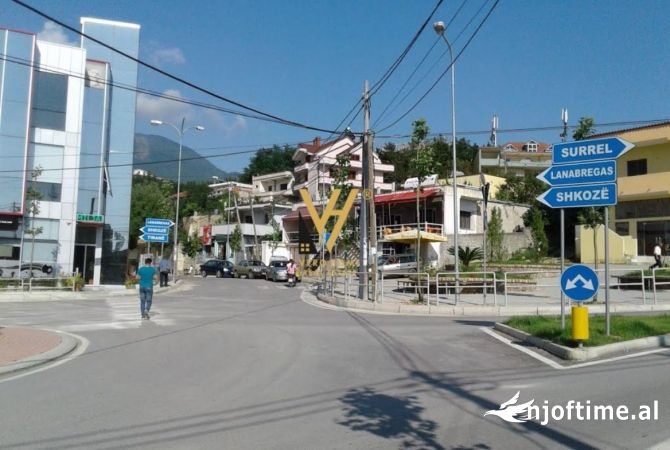 Ambient biznesi me qera 1+1 ne Tirane - 800 Euro