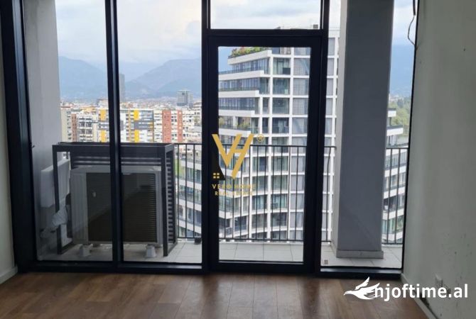 Ambient biznesi me qera 3+1 ne Tirane - 1,600 Euro