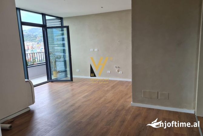 JEPET ZYRE 140 M2 ME QERA TE LAKEVIEW RESIDENCE 1.600 EURO