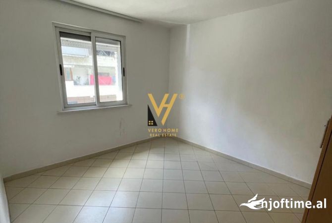 Shtepi ne shitje 1+1 ne Tirane - 95,000 Euro