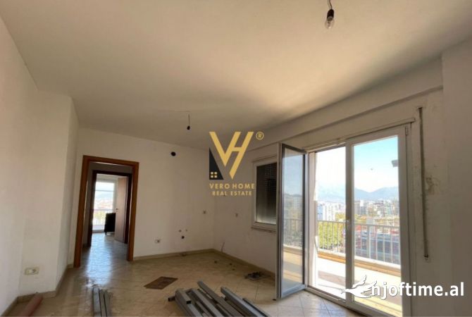 Shtepi ne shitje 2+1 ne Tirane - 250,000 Euro