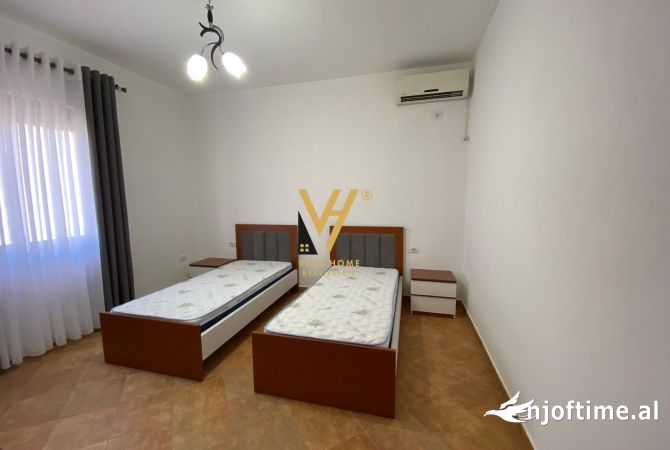 Shtepi me qera Apartament ne Tirane, 2+1, Mobilimi E mobiluar, Pagesa 650  Euro.
