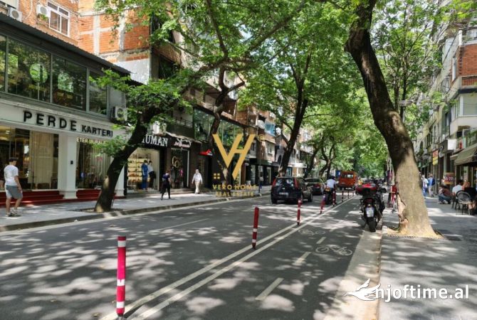 Ambient biznesi me qera 1+1 ne Tirane - 6,500 Euro