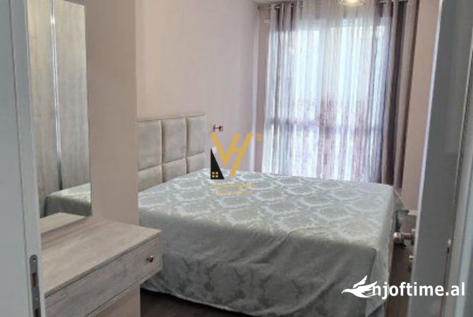 Shtepi me qera Apartament ne Tirane, 1+1, Mobilimi E mobiluar, Pagesa 550  Euro.