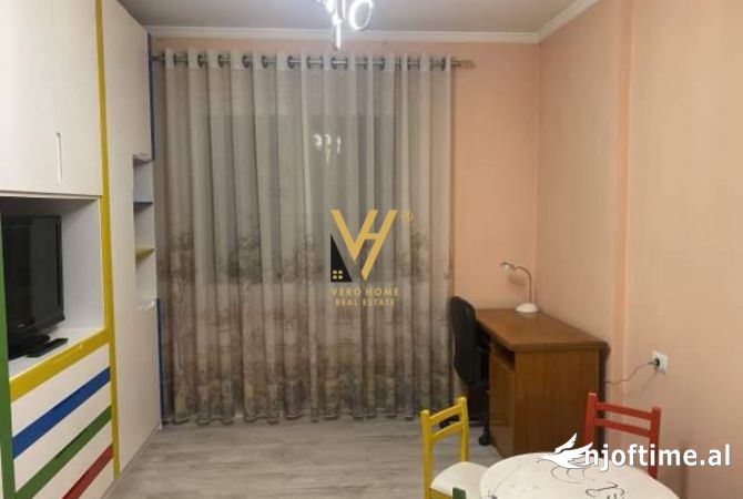 Shtepi me qera Apartament ne Tirane, 1+1, Mobilimi E mobiluar, Pagesa 700  Euro.