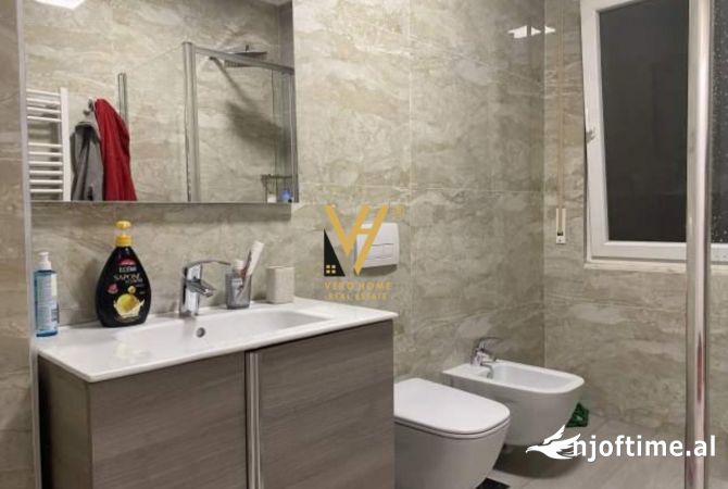 Shtepi me qera Apartament ne Tirane, 1+1, Mobilimi E mobiluar, Pagesa 700  Euro.