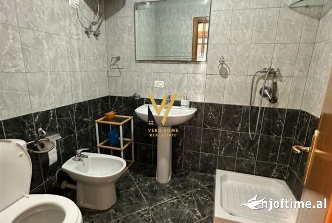 Shtepi ne shitje Apartament ne Durres, 1+1, Mobilimi E mobiluar, Pagesa 165,000  Euro.