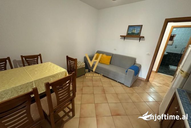 Shtepi ne shitje Apartament ne Durres, 1+1, Mobilimi E mobiluar, Pagesa 165,000  Euro.