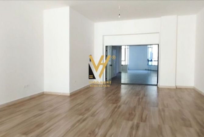 Ambient biznesi me qera 3+1 ne Tirane - 1,300 Euro
