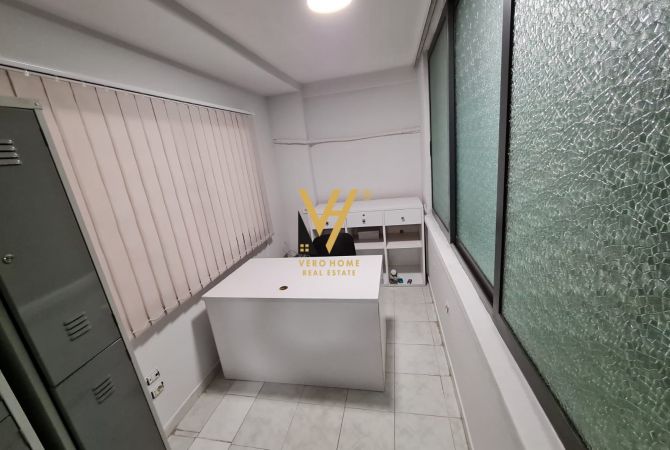 Ambient biznesi me qera 3+1 ne Tirane - 850 Euro
