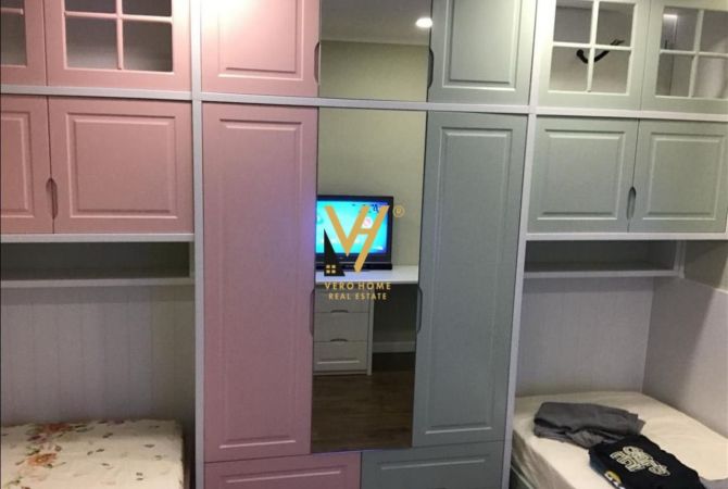 Shtepi me qera Apartament ne Tirane, 2+1, Mobilimi E mobiluar, Pagesa 700  Euro.