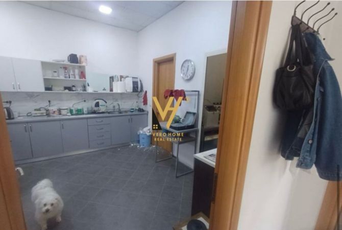 Ambient biznesi ne shitje 1+1 ne Tirane - 177,600 Euro