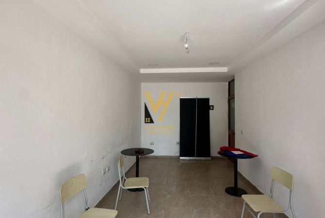 Ambient biznesi me qera 1+1 ne Tirane - 30,000 Leke